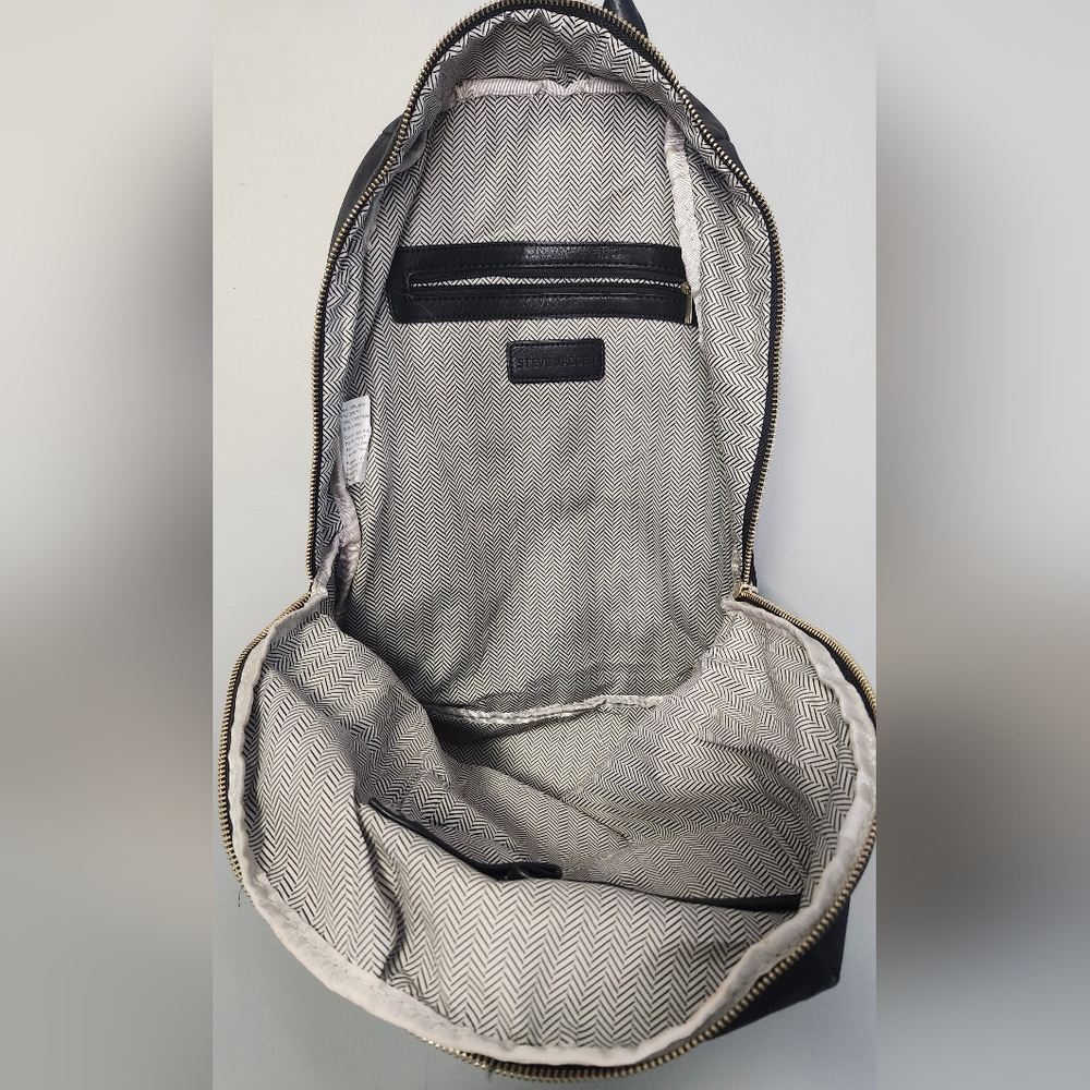 Steve Madden Backpack - Picture 2 of 3